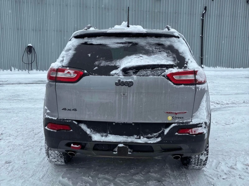 Jeep Cherokee * Trailhawk * ЦЕНА ДО БЪЛГАРИЯ* , снимка 4 - Автомобили и джипове - 52773745