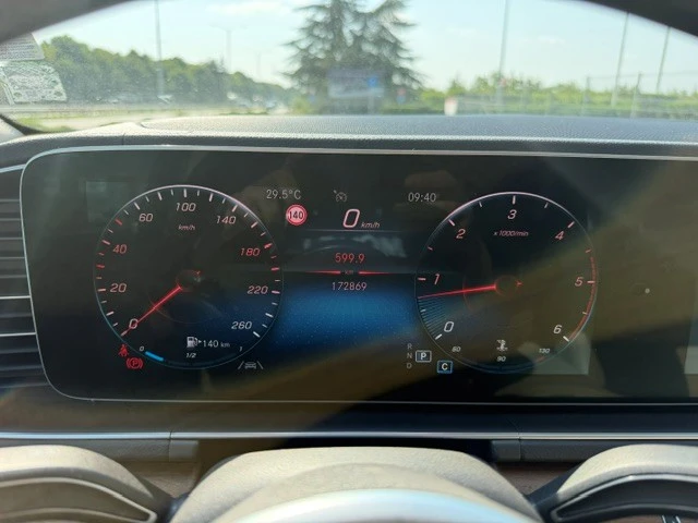 Mercedes-Benz GLE 350 d 4MATIC, снимка 11 - Автомобили и джипове - 55384515