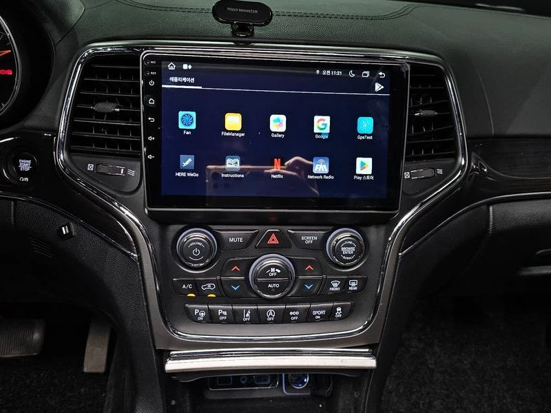 Jeep Cherokee 3.6 Overland| 295к.с., снимка 14 - Автомобили и джипове - 56211515