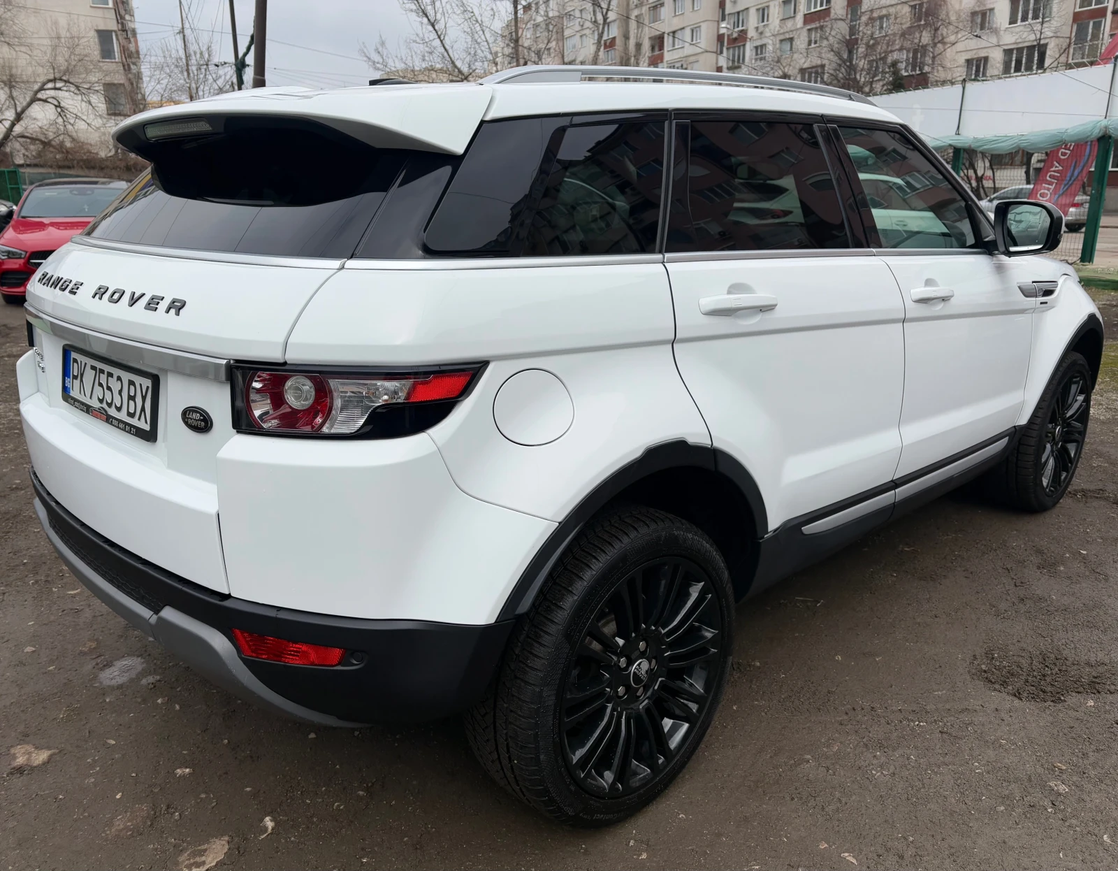 Land Rover Range Rover Evoque 2.2D-150HP= ОБСЛУЖЕН= НОВИ ЗИМНИ ГУМИ= ОТЛИЧЕН - изображение 5