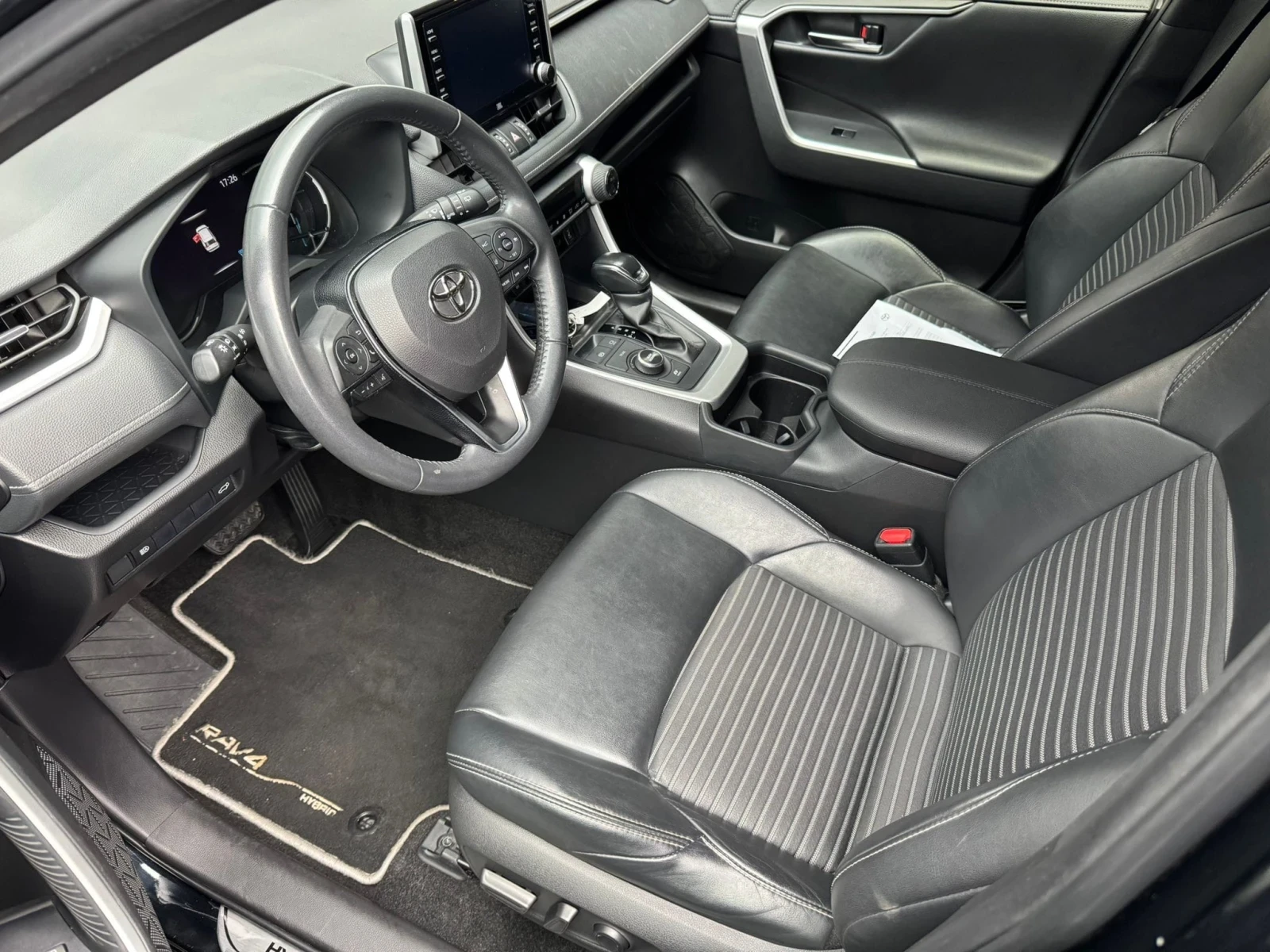 Toyota Rav4 2.5i AWD-i, BLACK EDITION, JBL - изображение 7