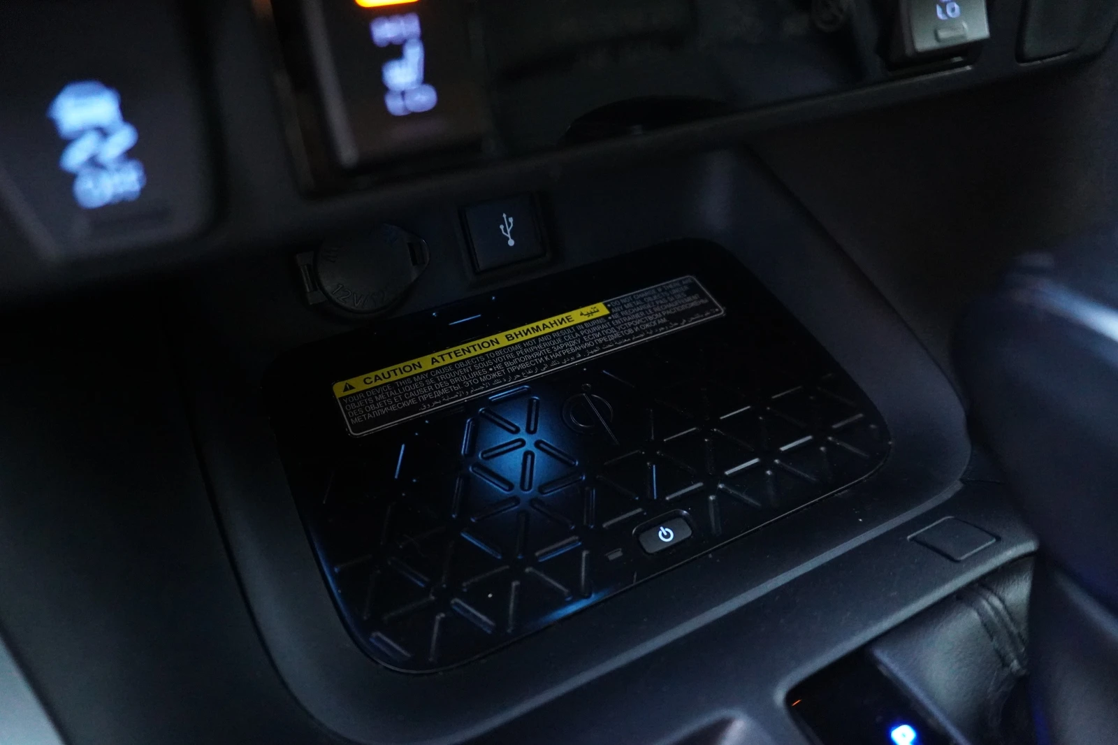 Toyota Rav4 2.5i AWD-i, BLACK EDITION, JBL | Mobile.bg   15