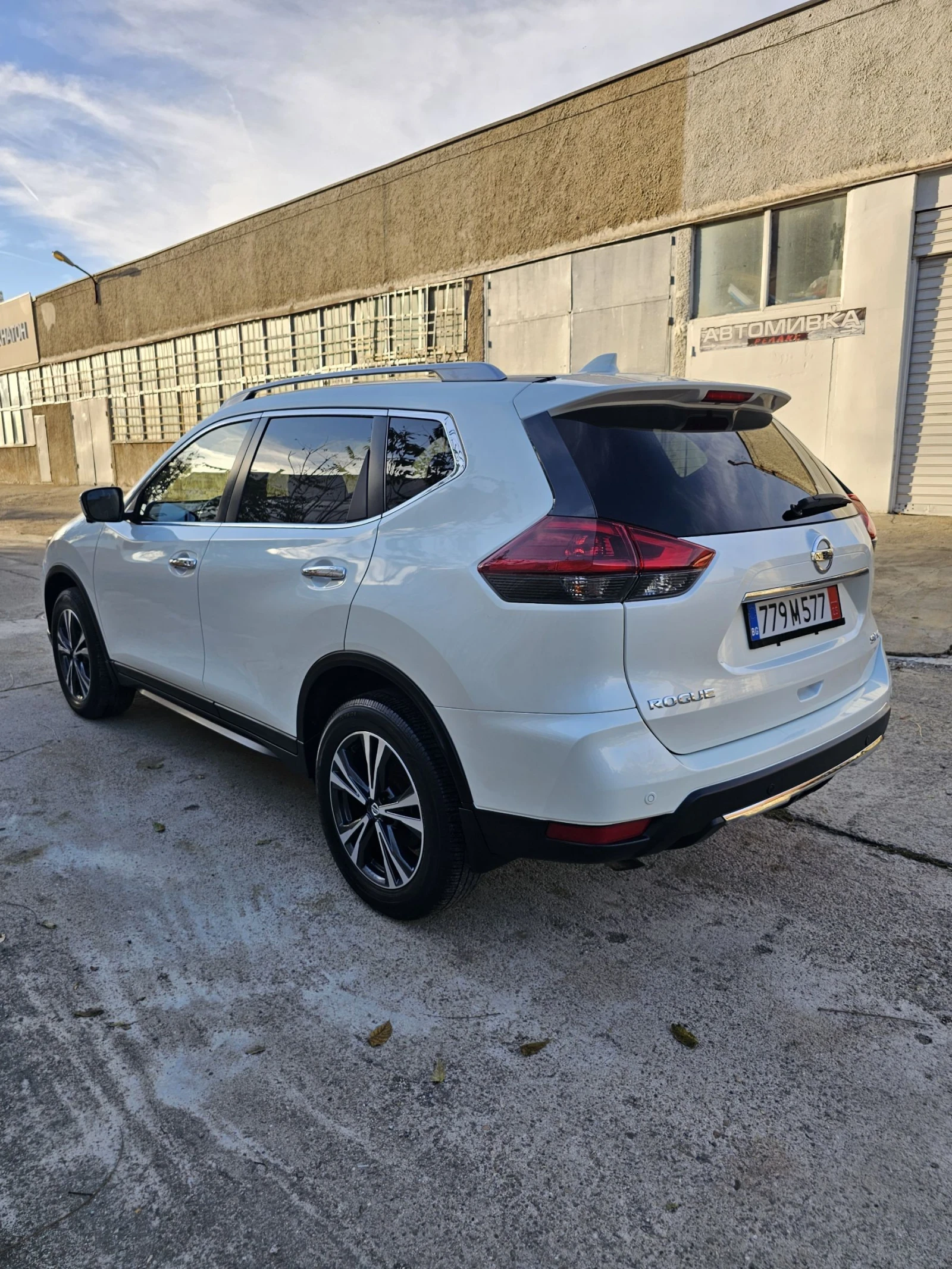Nissan X-trail 2.5 SV AWD 360* КАМЕРИ KeyLess Entry Go  - изображение 4