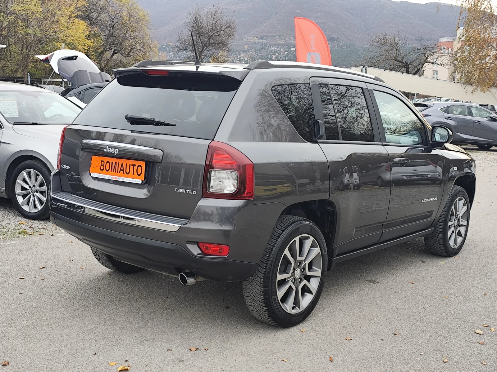 Jeep Compass 2.2CRD* 4X4* КОЖА* XENON* NAVI* EURO5B*  - изображение 3