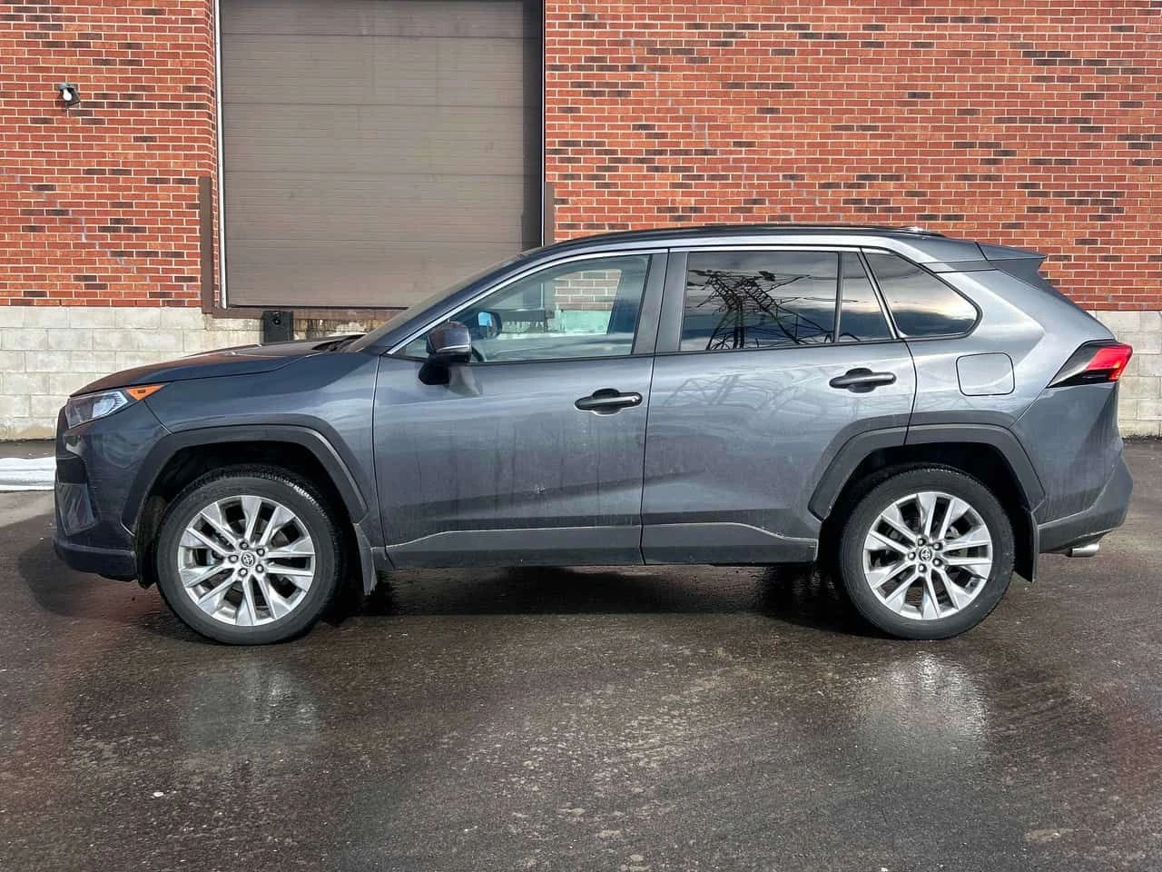 Toyota Rav4 * XLE * CARFAX * ЦЕНА ДО БГ - изображение 2