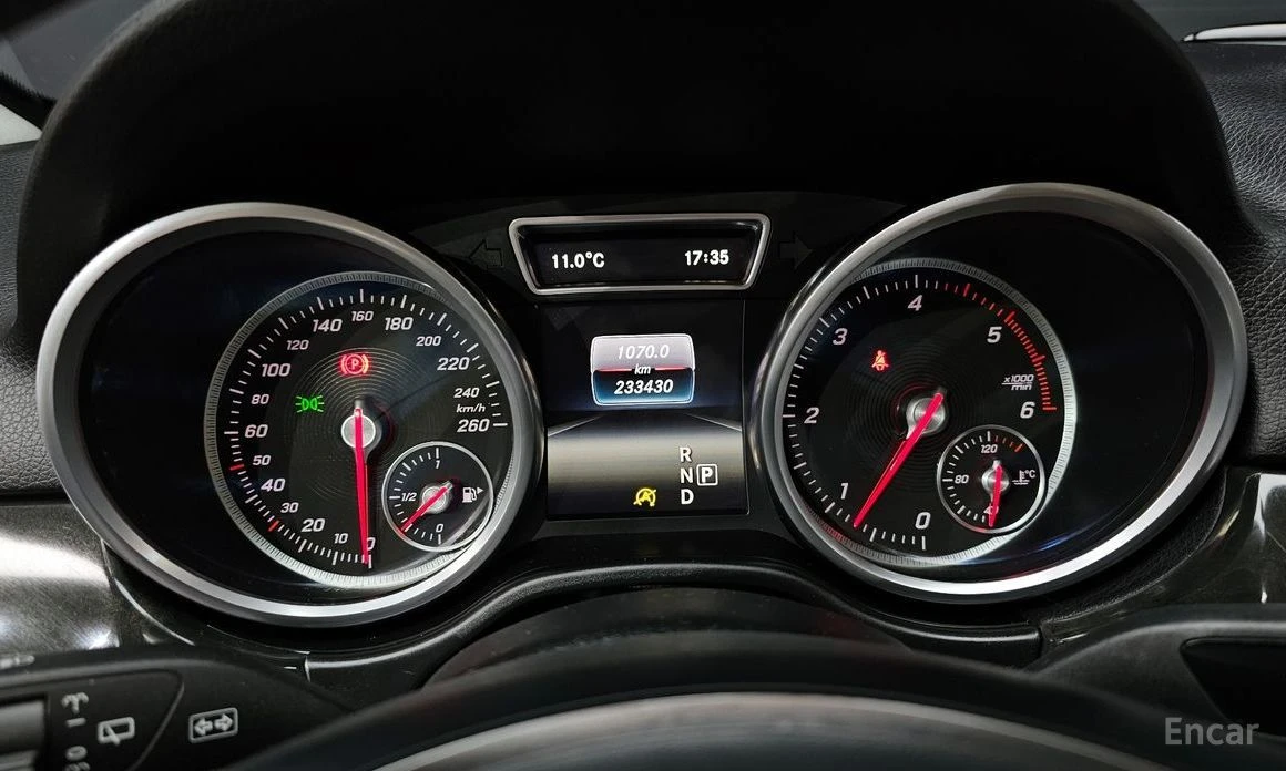 Mercedes-Benz GLE 250, снимка 8 - Автомобили и джипове - 54108849