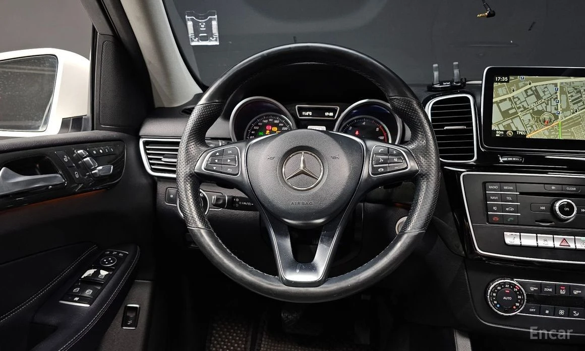 Mercedes-Benz GLE 250, снимка 13 - Автомобили и джипове - 54108849