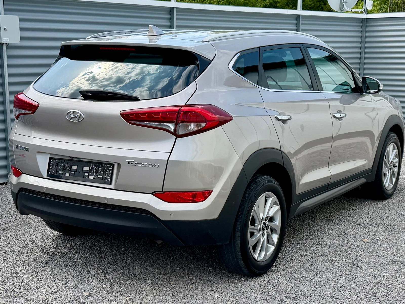 Hyundai Tucson Xpossible, снимка 7 - Автомобили и джипове - 54361987
