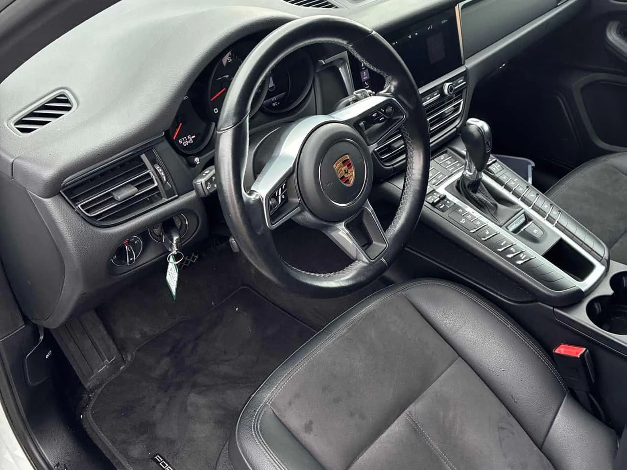 Porsche Macan * AWD * ОБДУХВАНЕ * KEYLESS * ПОДГРЕВИ * АВТОКРЕДИ, снимка 5 - Автомобили и джипове - 55015687