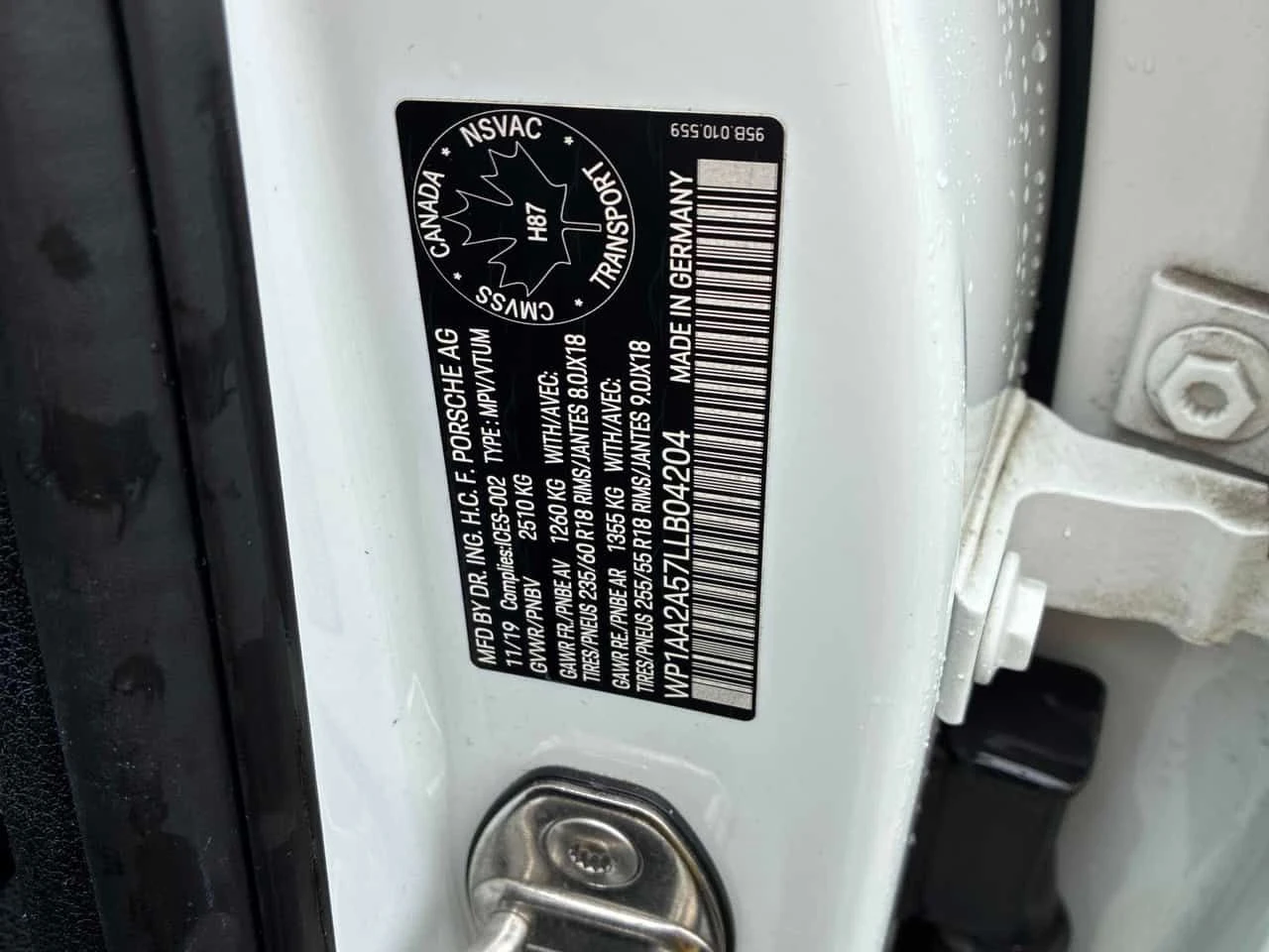 Porsche Macan * AWD * ОБДУХВАНЕ * KEYLESS * ПОДГРЕВИ * АВТОКРЕДИ, снимка 15 - Автомобили и джипове - 55015687