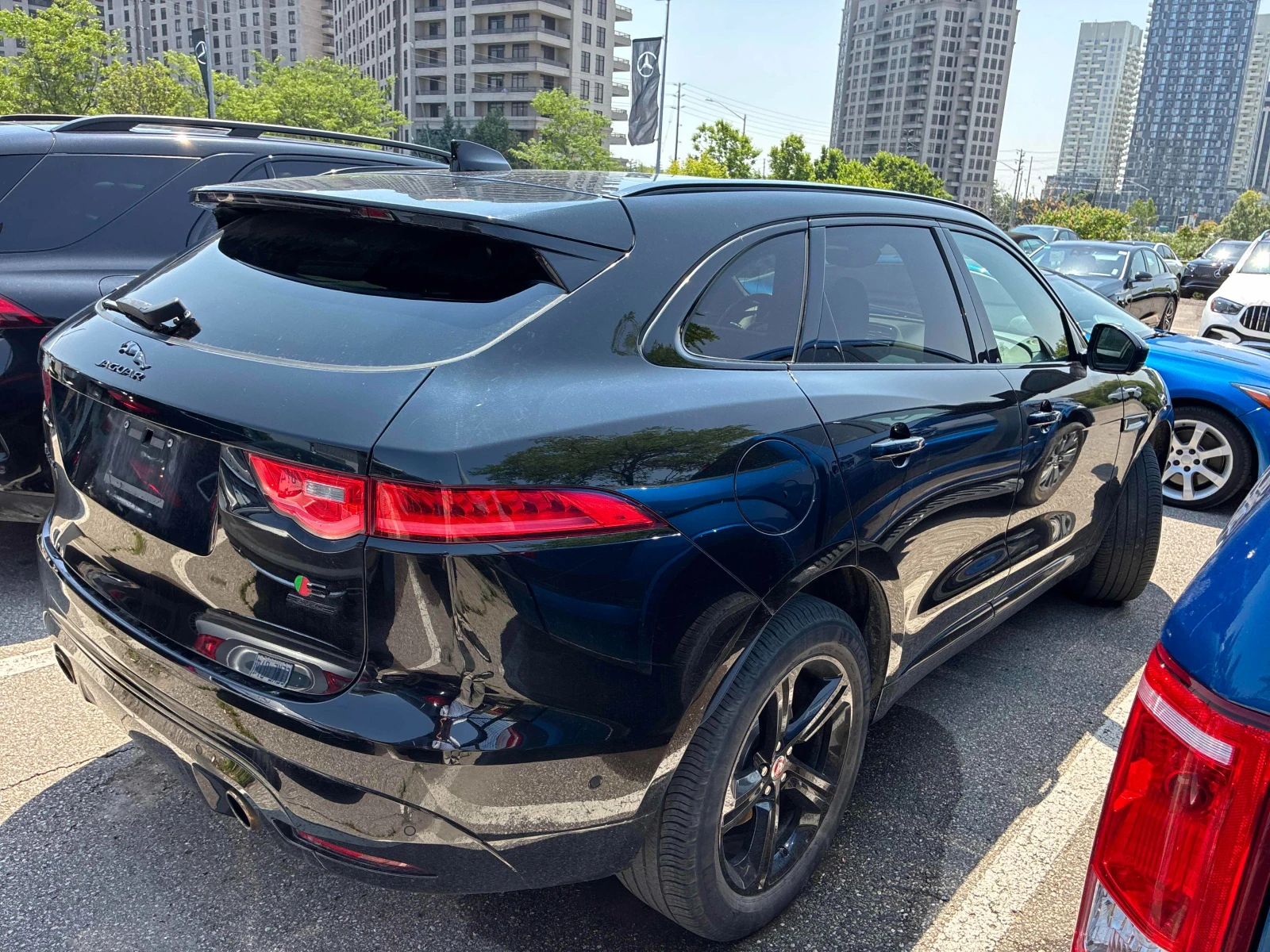 Jaguar F-PACE S * 2 КЛЮЧА * ПАНОРАМА * CARFAX * АВТО КРЕДИТ, снимка 3 - Автомобили и джипове - 55194026