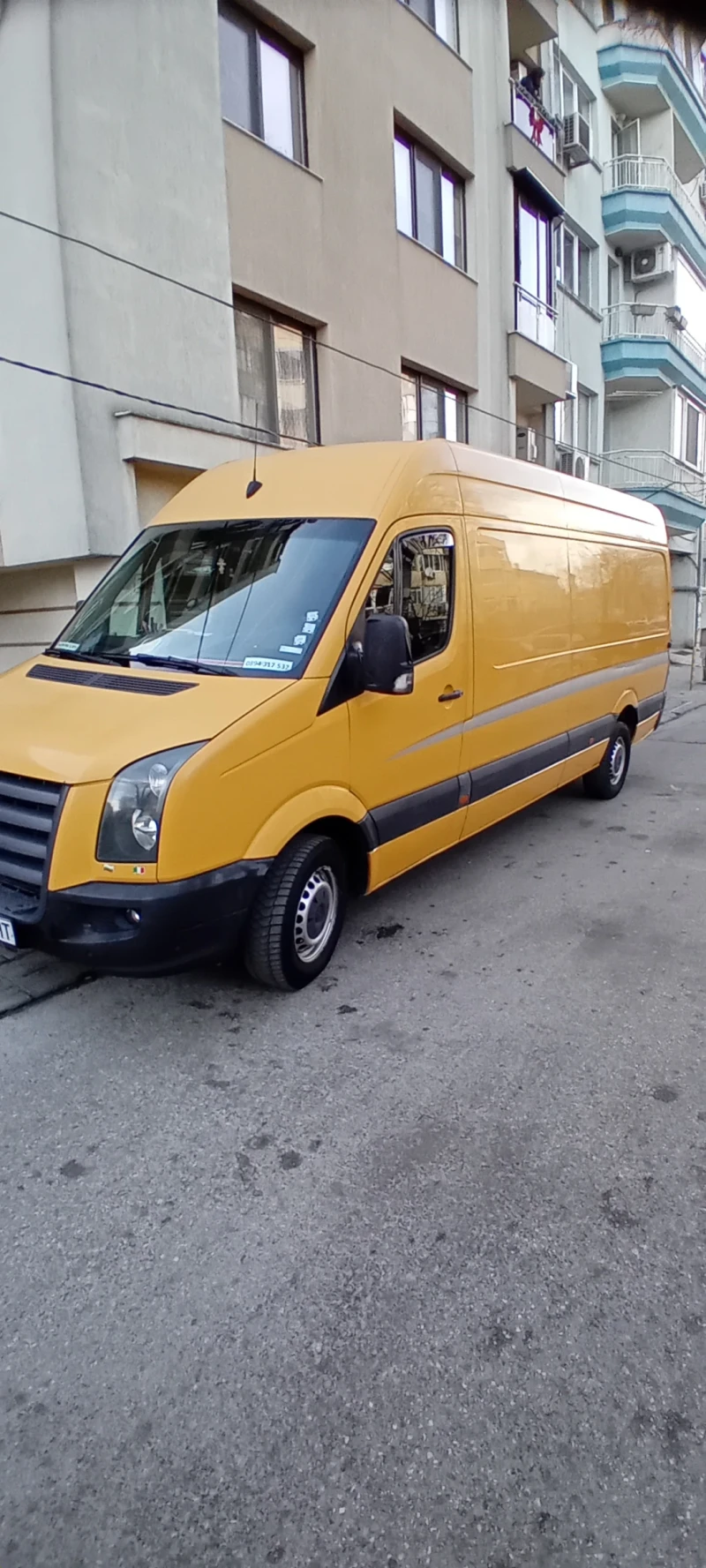 VW Crafter, снимка 2 - Бусове и автобуси - 48675934