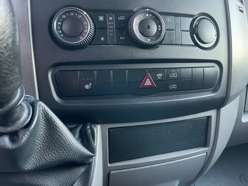 Mercedes-Benz Sprinter 316 CDI // MAXI // XXL , снимка 13 - Бусове и автобуси - 52810026