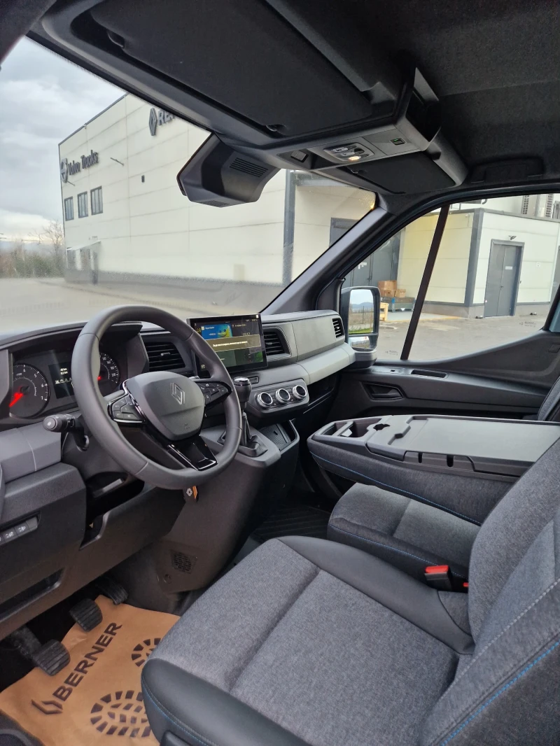 Renault Master RED EDITION * L3H2* * ЧИСТО НОВ* * УНИКАЛЕН ЦВЯТ* , снимка 8 - Бусове и автобуси - 53019120