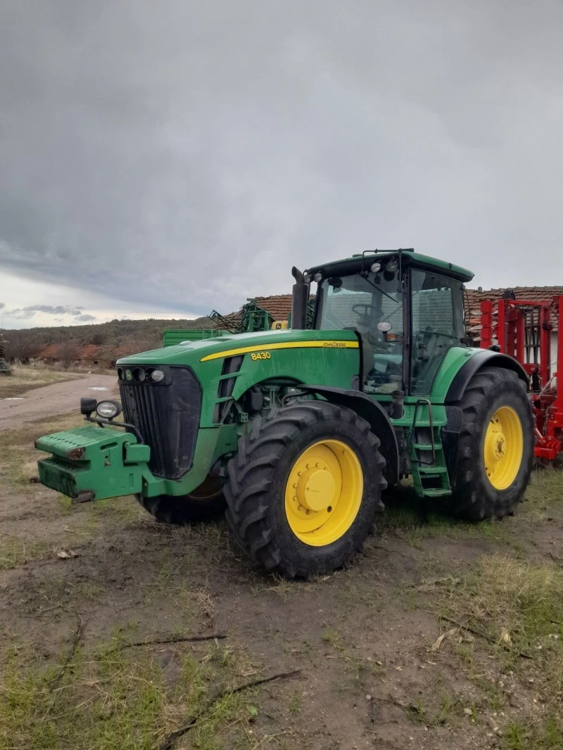 Трактор John Deere 8430, снимка 2 - Селскостопанска техника - 47702669