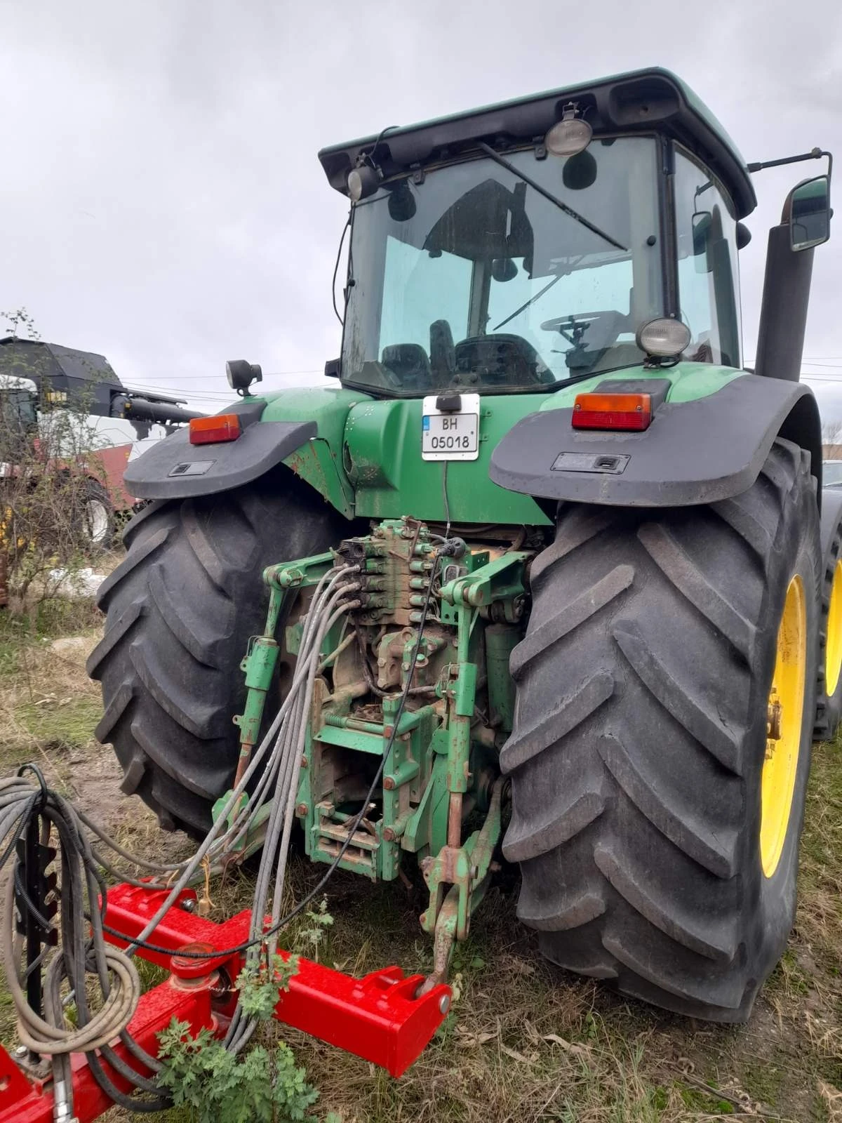 Трактор John Deere 8430 - изображение 4