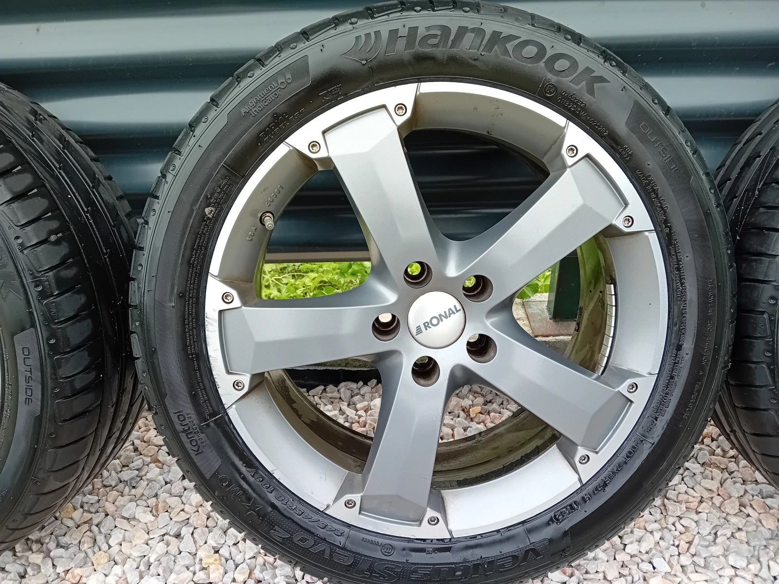    245/45R18   | Mobile.bg   4