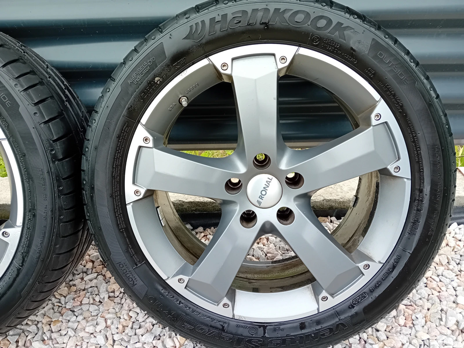    245/45R18   | Mobile.bg   5