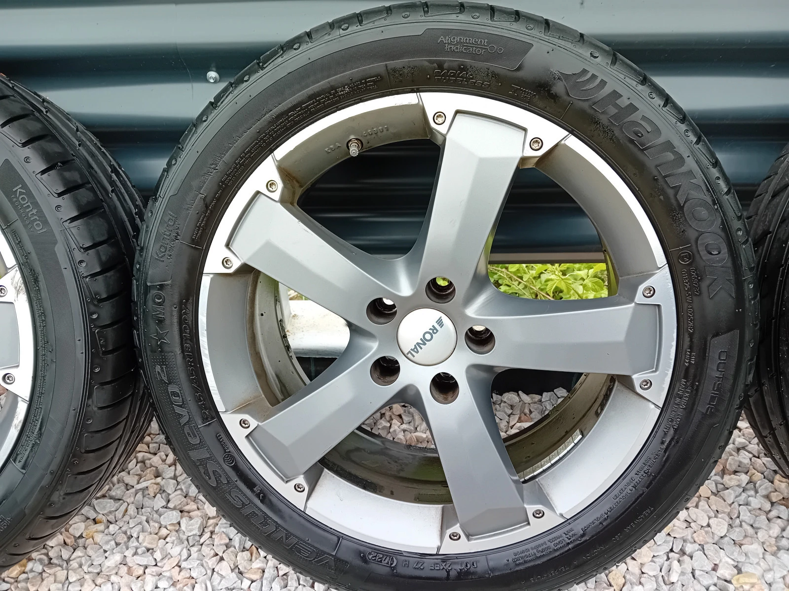    245/45R18   | Mobile.bg   3