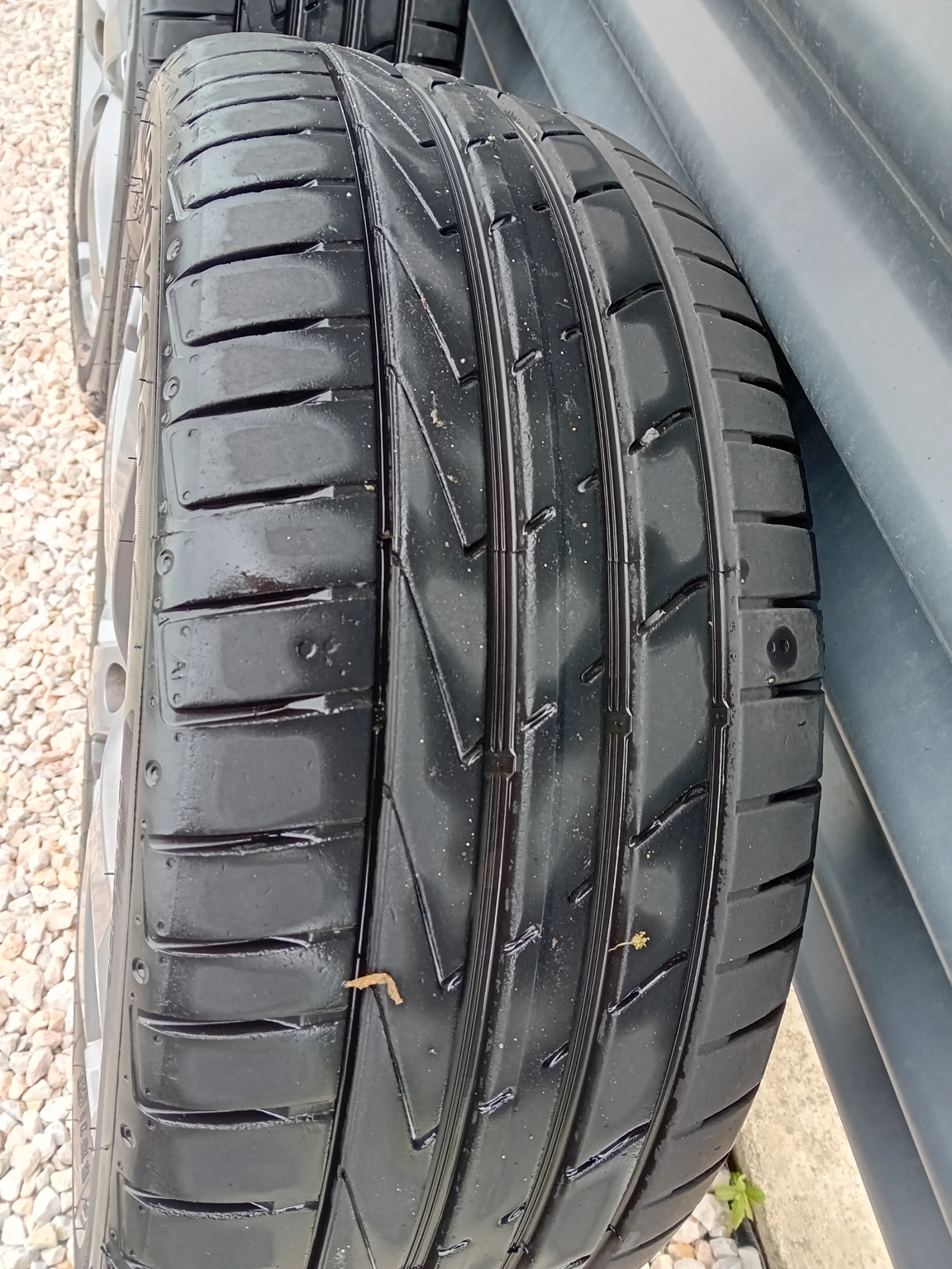    245/45R18   | Mobile.bg   6