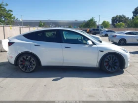 Tesla Model Y Performance Dual Motor All-Wheel Drive, снимка 13