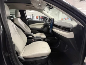 Ford Mustang Mach-E Premium AWD, снимка 15