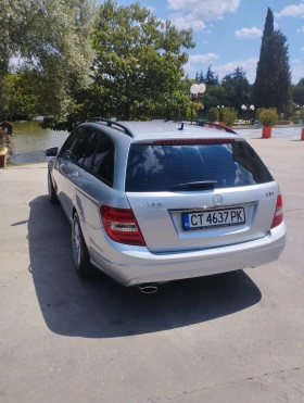 Mercedes-Benz C 220, снимка 12