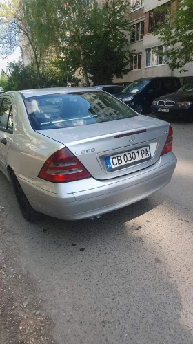 Mercedes-Benz C 200, снимка 2