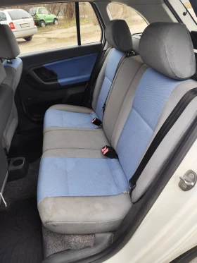 Skoda Fabia - 1900 € / 3716.08 лв. - 10968526 7