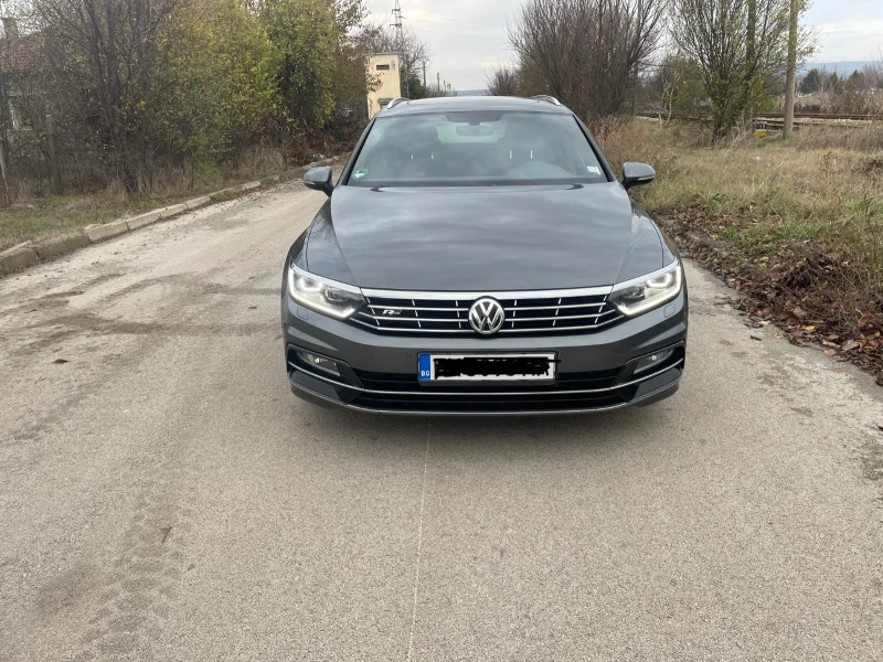 VW Passat R-line , снимка 1 - Автомобили и джипове - 47554647