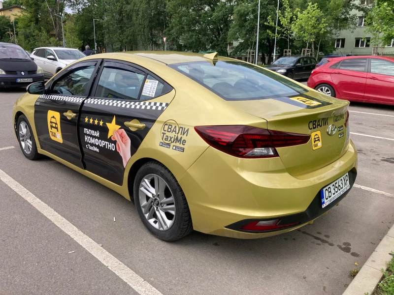 Hyundai Elantra 2.0 бензин + газ, снимка 6 - Автомобили и джипове - 48315204