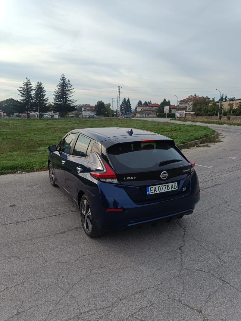 Nissan Leaf  64kw, снимка 2 - Автомобили и джипове - 47475943