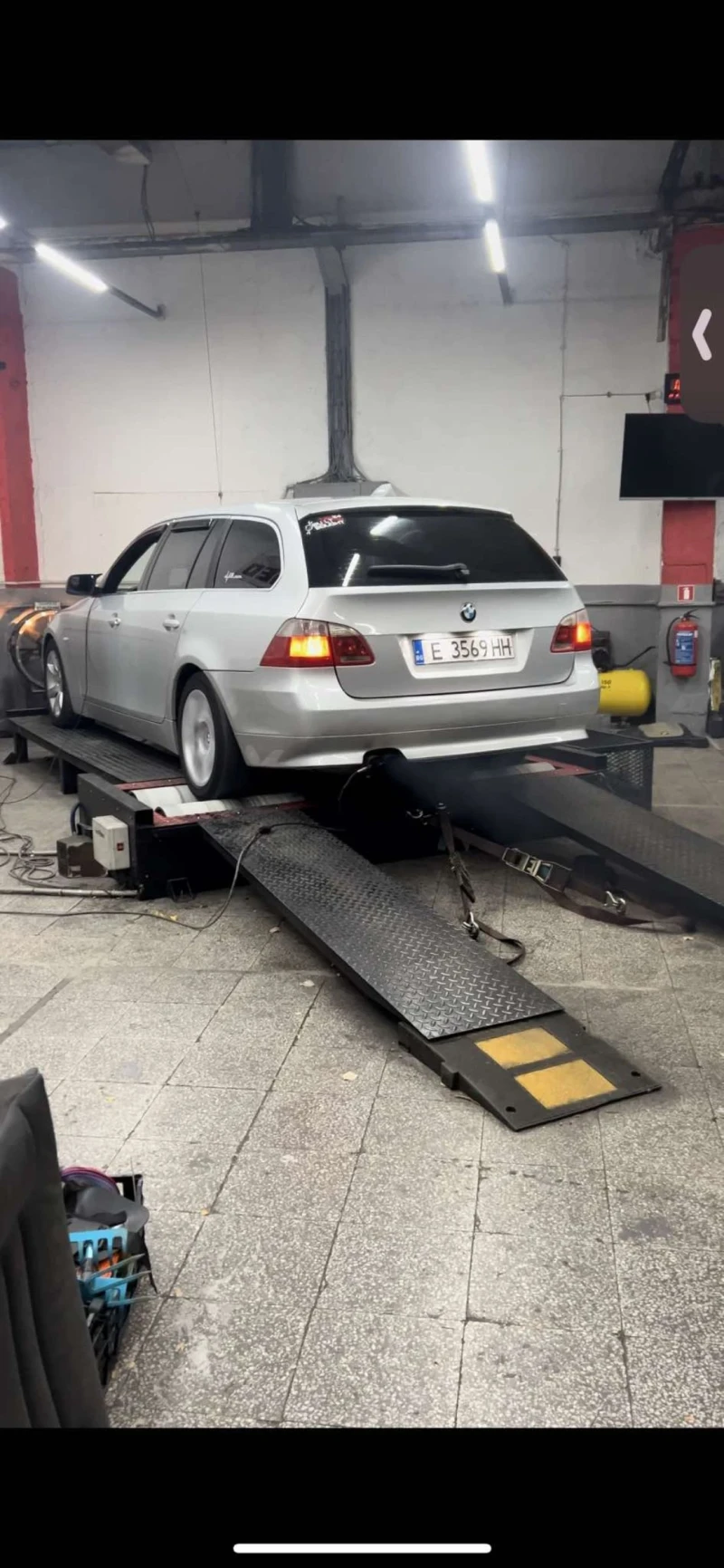 BMW 525, снимка 15 - Автомобили и джипове - 48174075