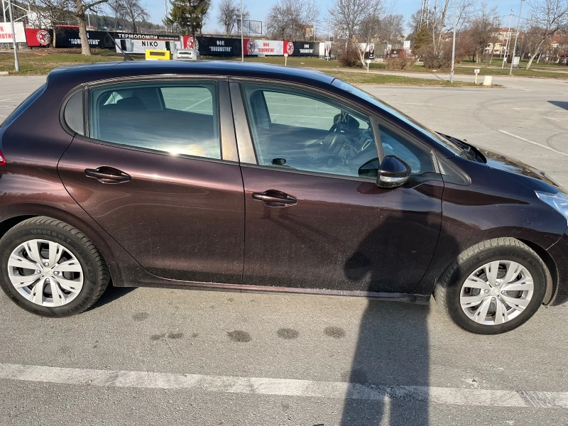 Peugeot 208 HDI, снимка 4 - Автомобили и джипове - 48343308