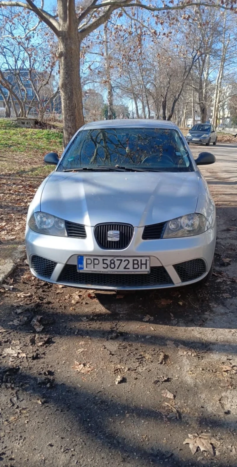 Seat Ibiza, снимка 1 - Автомобили и джипове - 48859363