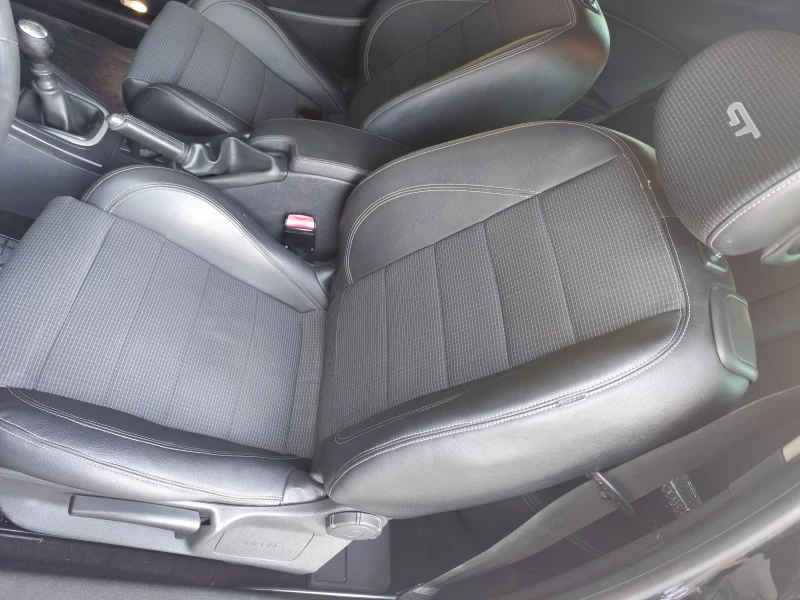 Renault Megane GT SPORT , снимка 11 - Автомобили и джипове - 51598801