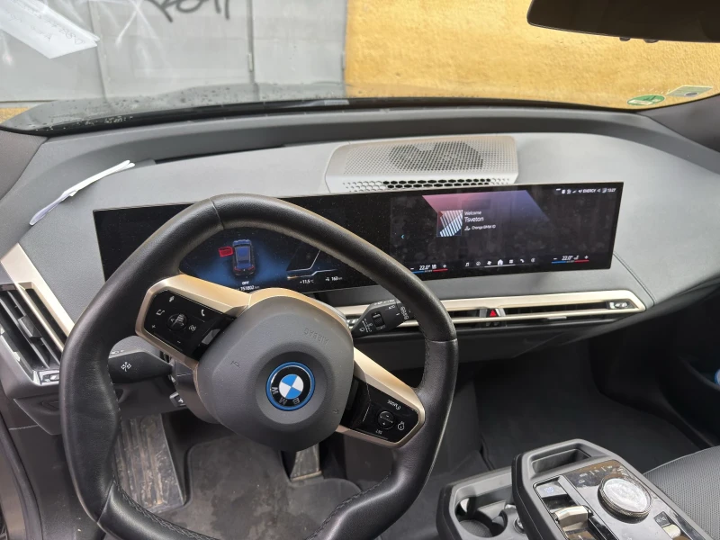 BMW iX 50 x drive , снимка 5 - Автомобили и джипове - 52563318