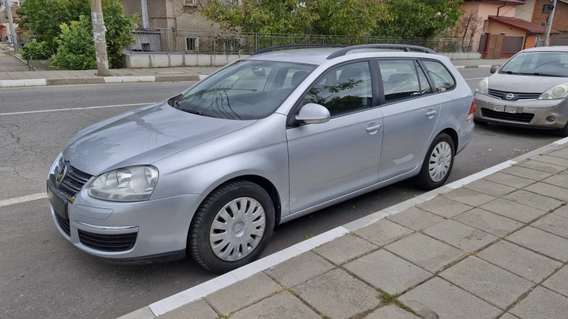 VW Golf 1.9 TDI 105k.c., снимка 2 - Автомобили и джипове - 53037916