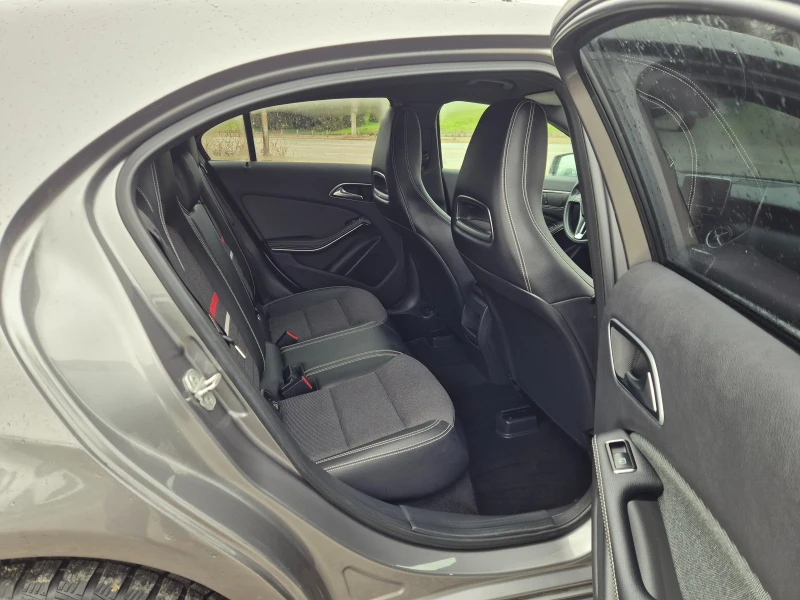 Mercedes-Benz A 180 CDI Автомат, снимка 10 - Автомобили и джипове - 53267134