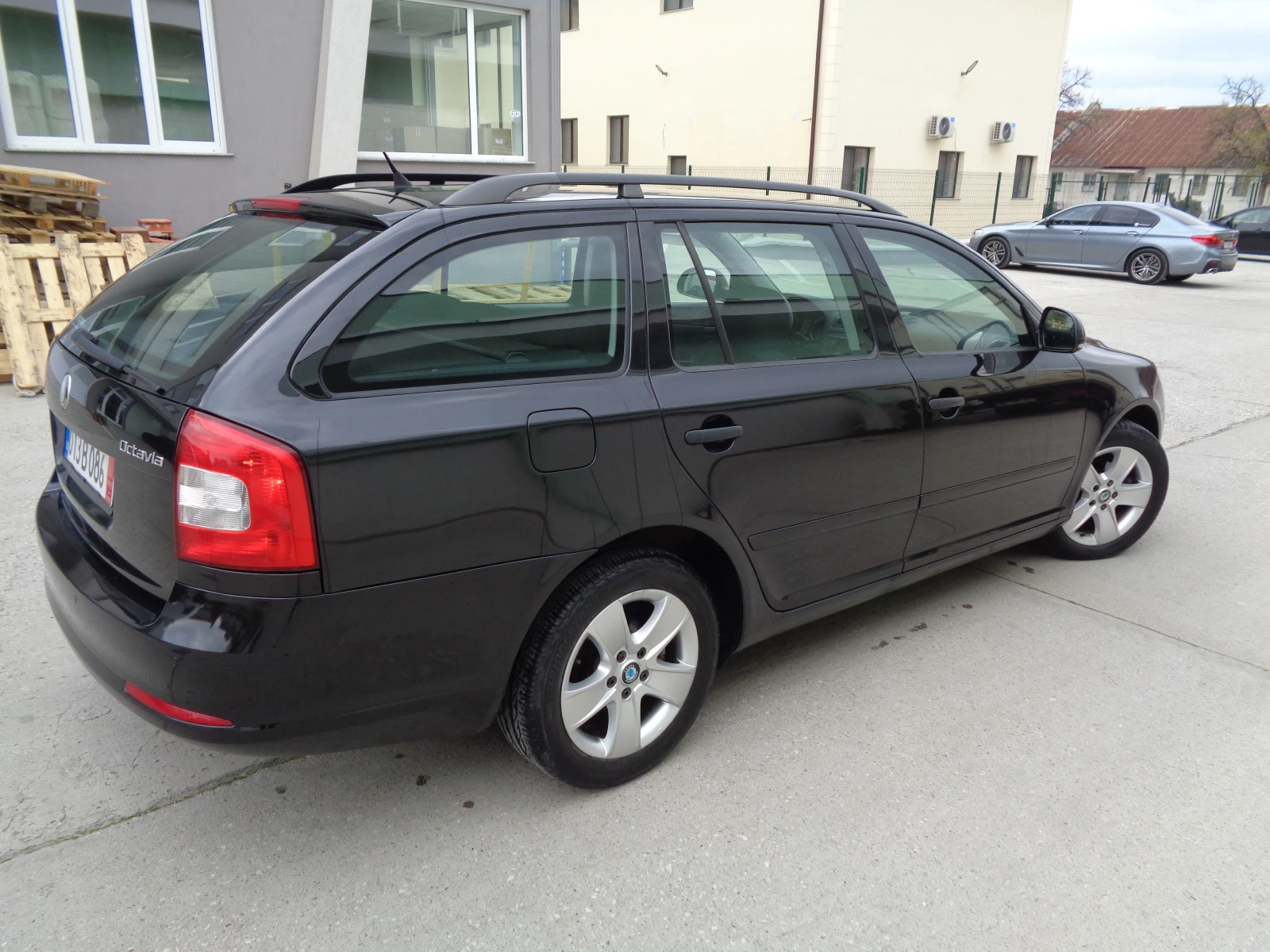 Skoda Octavia 1, 6TDI-DSG7-ЛИЗИНГ - изображение 2