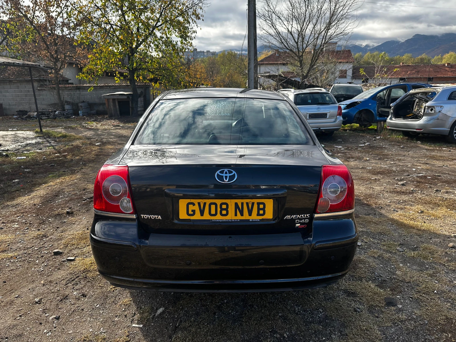 Toyota Avensis 2.2 D-CAt 177к.с Т25 Facelift седан - изображение 5