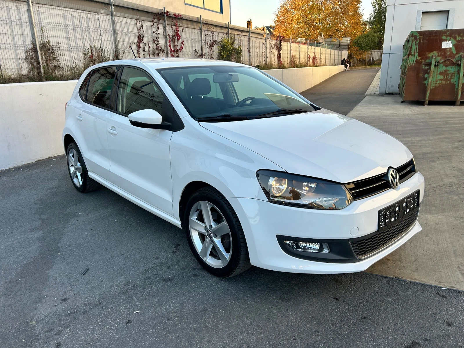 VW Polo 1.4i Higline 86к.с. - изображение 5