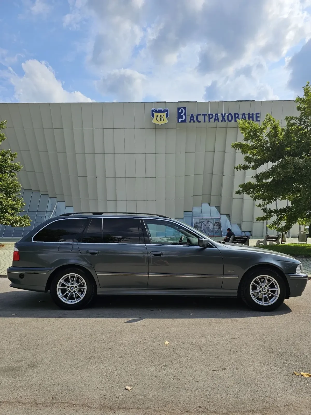 BMW 525  - изображение 4