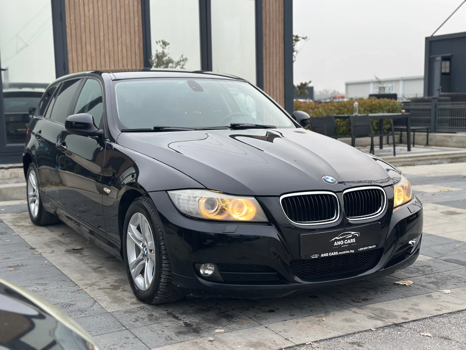 BMW 320 318d 2.0 - изображение 2