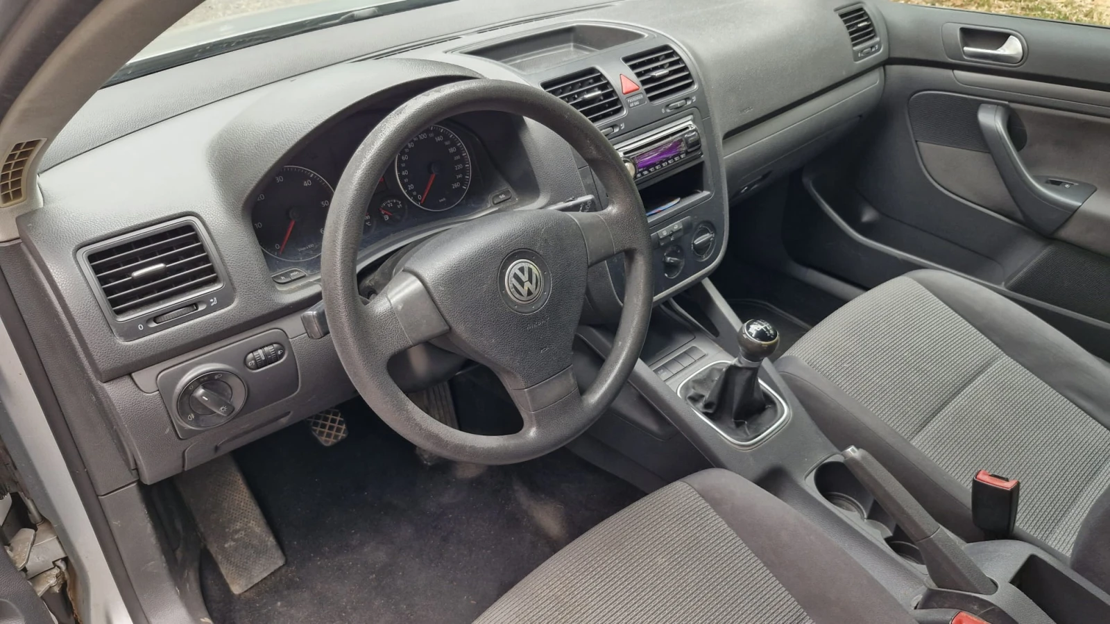 VW Golf 1.9 TDI 105k.c. - изображение 7