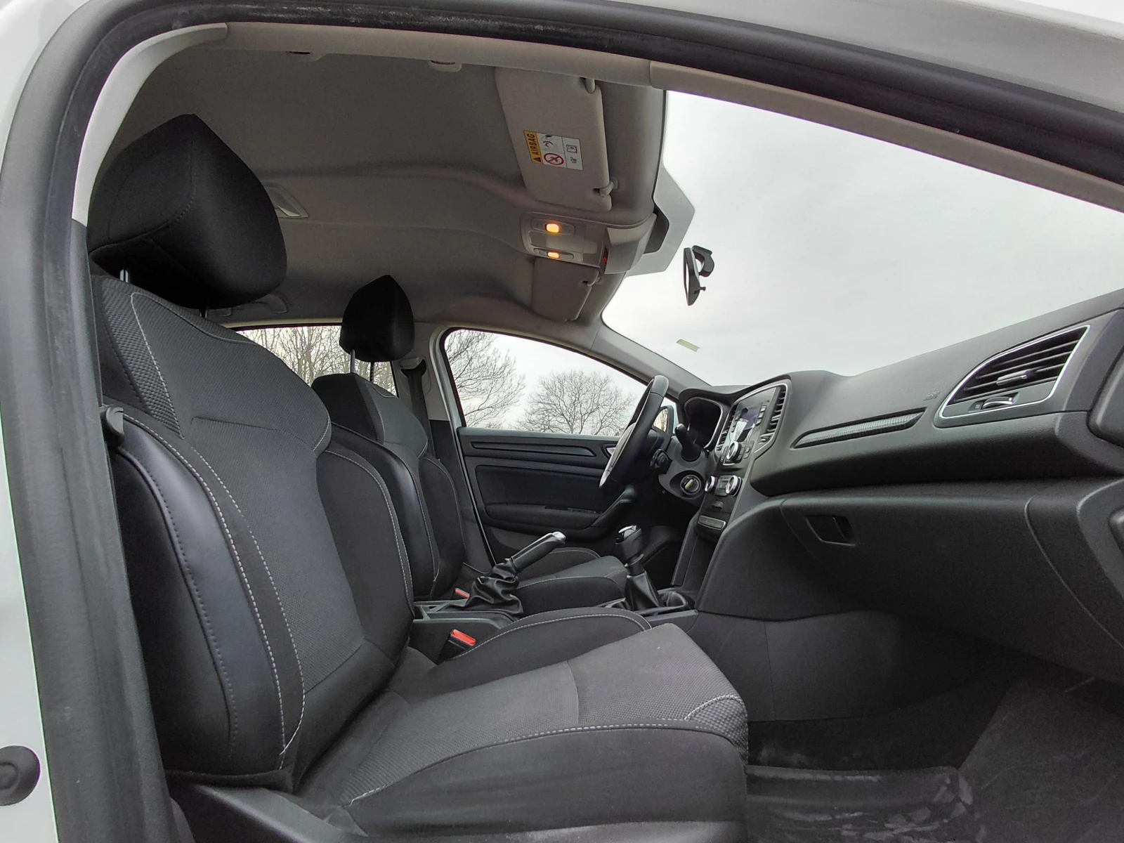 Renault Megane 1.5 dCi/90к.с/Life, снимка 13 - Автомобили и джипове - 53720643