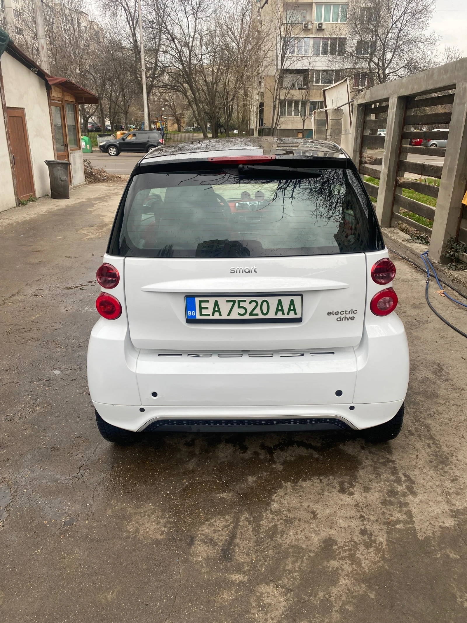 Smart Fortwo, снимка 4 - Автомобили и джипове - 53981472