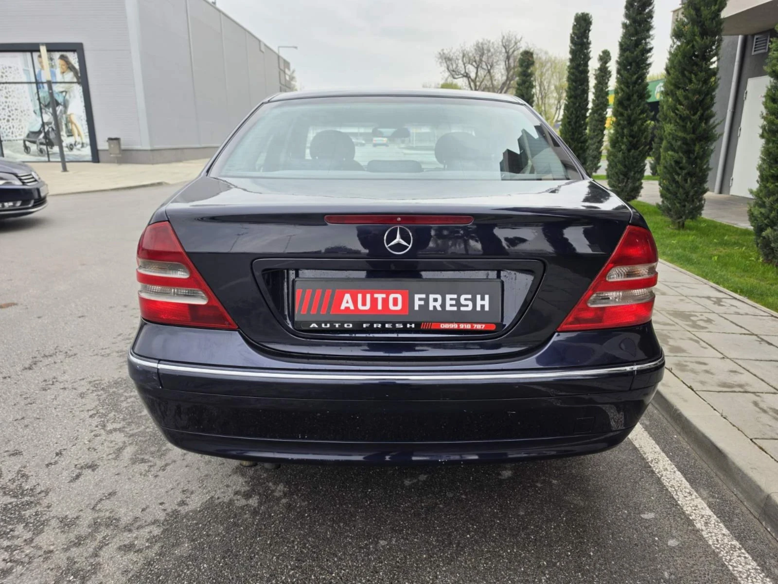 Mercedes-Benz C 200 Газ, Автоматик, снимка 6 - Автомобили и джипове - 54229287