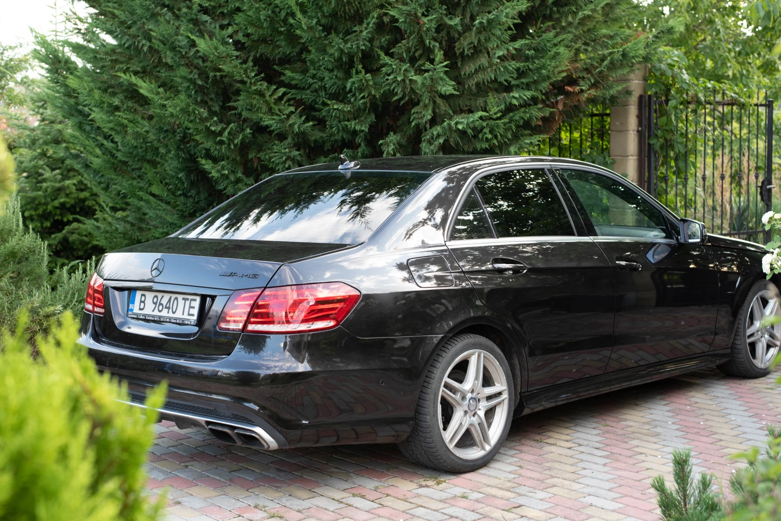 Mercedes-Benz E 350 9G Tronic, снимка 5 - Автомобили и джипове - 55538905