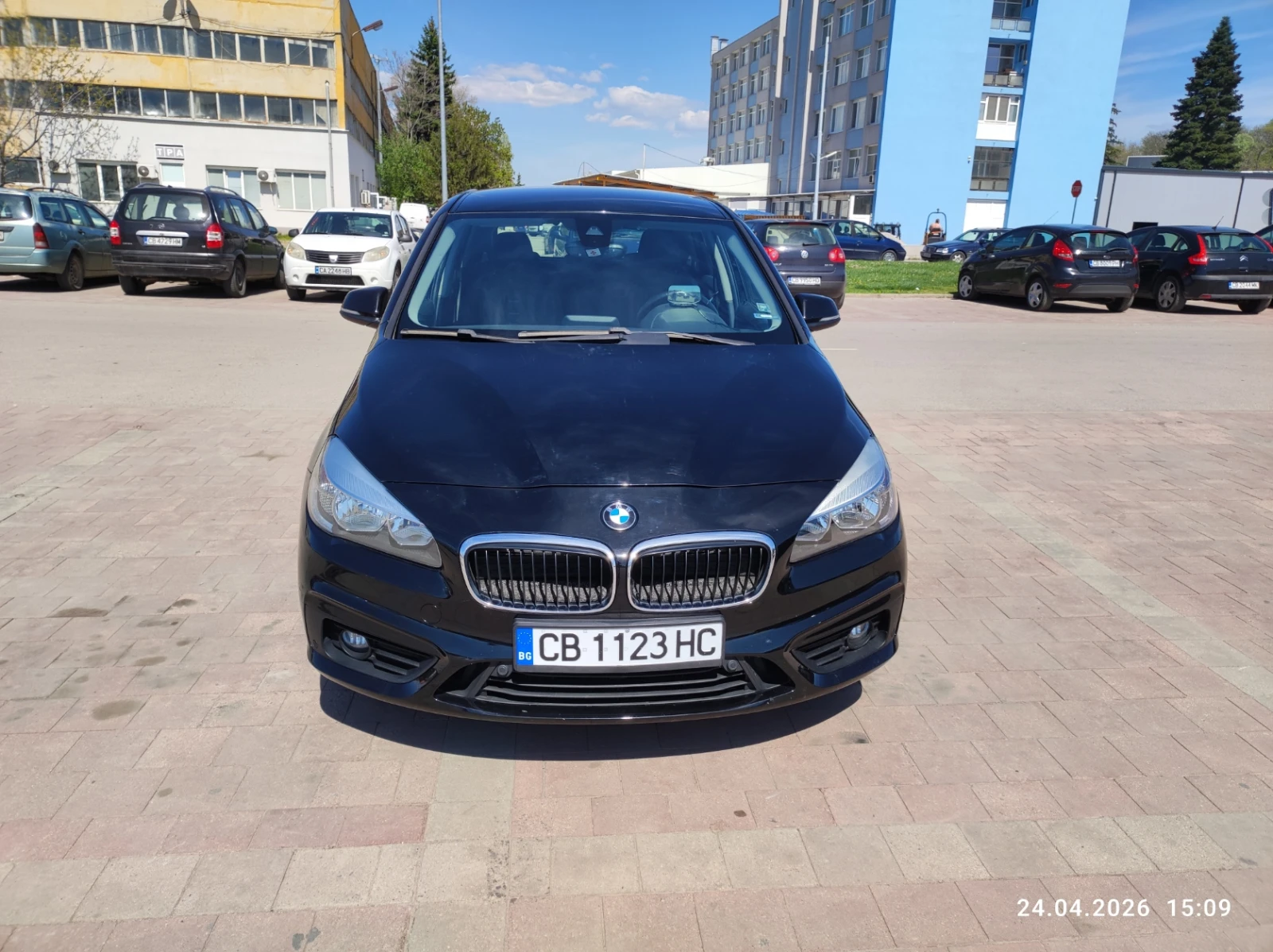 BMW 2 Active Tourer 220d, снимка 2 - Автомобили и джипове - 54314977